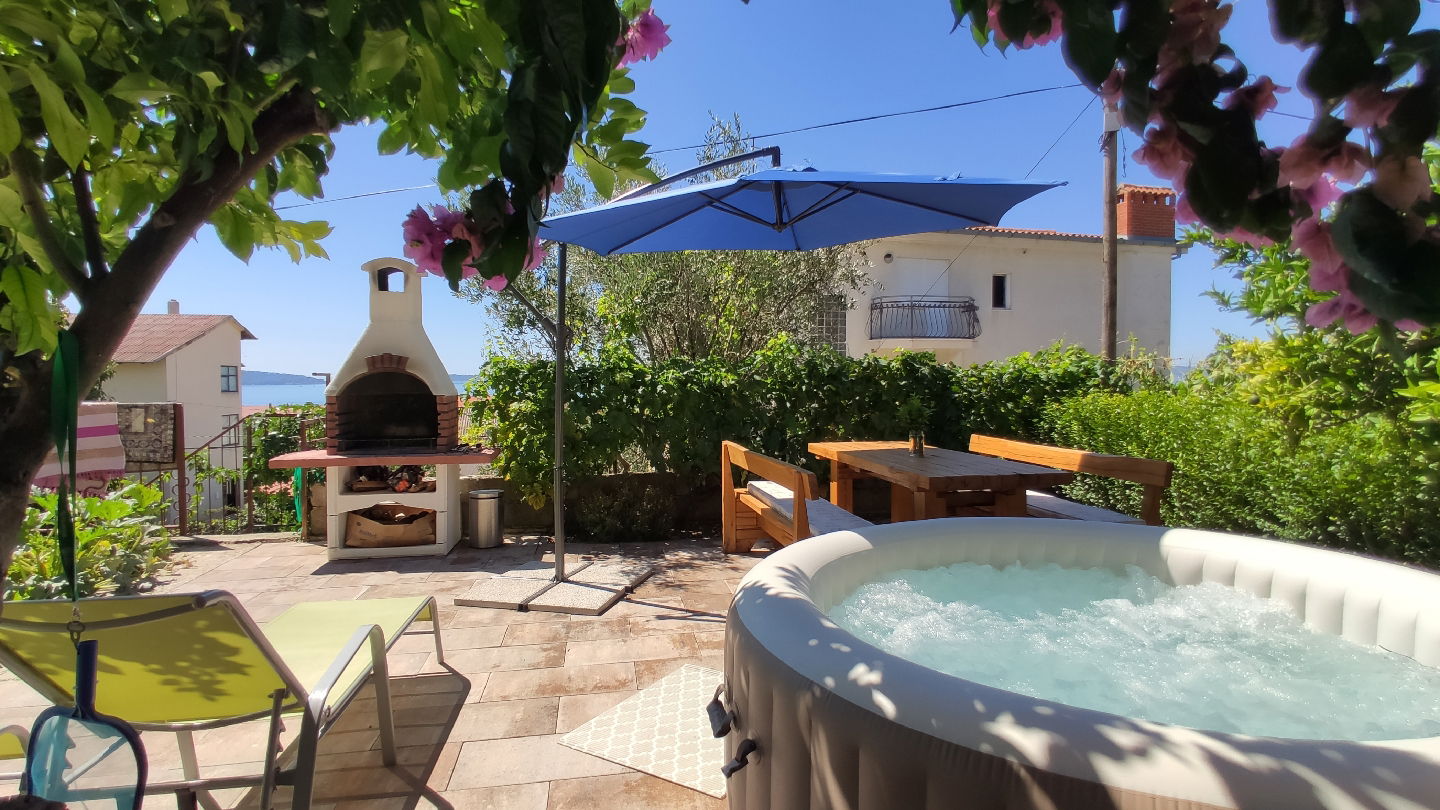 Apartment Lana and Tia