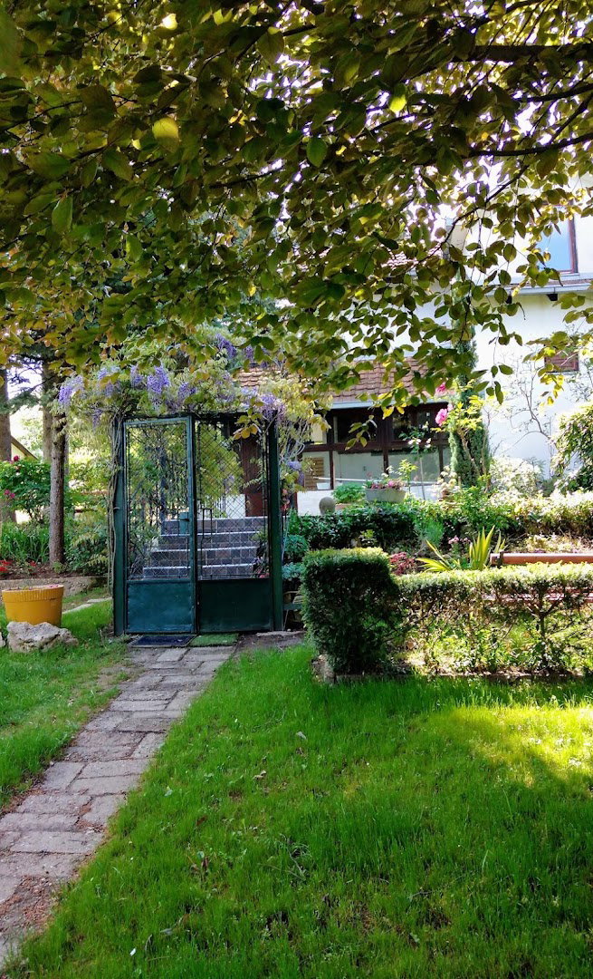 Vikendica Radić, Bačka ulica 88, Breskvik