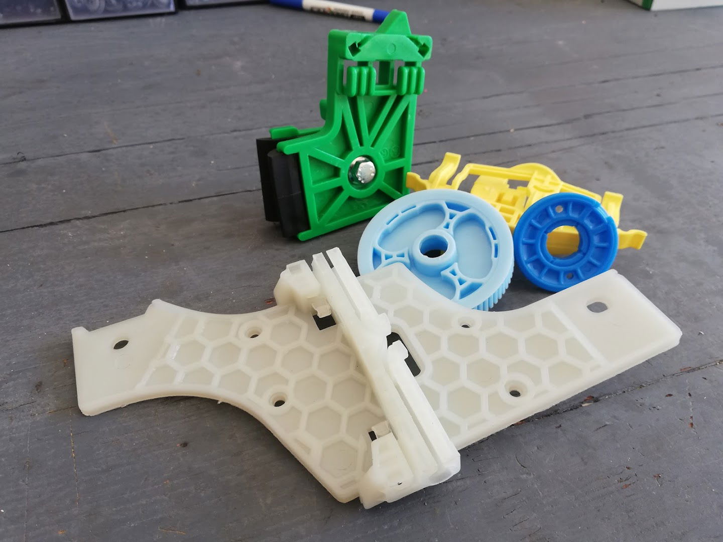 Servis podizača-podizači stakla Rašić 011