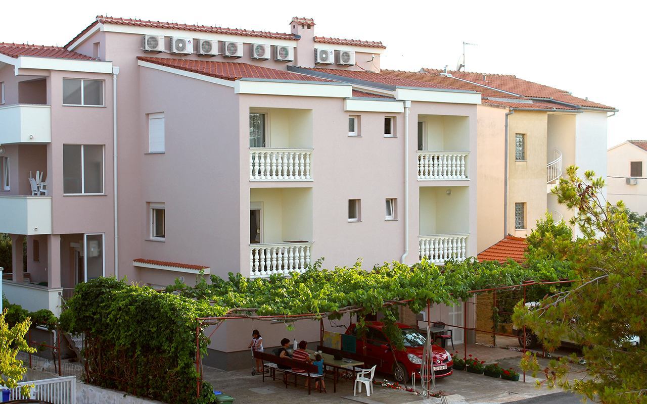 Apartments Dodig