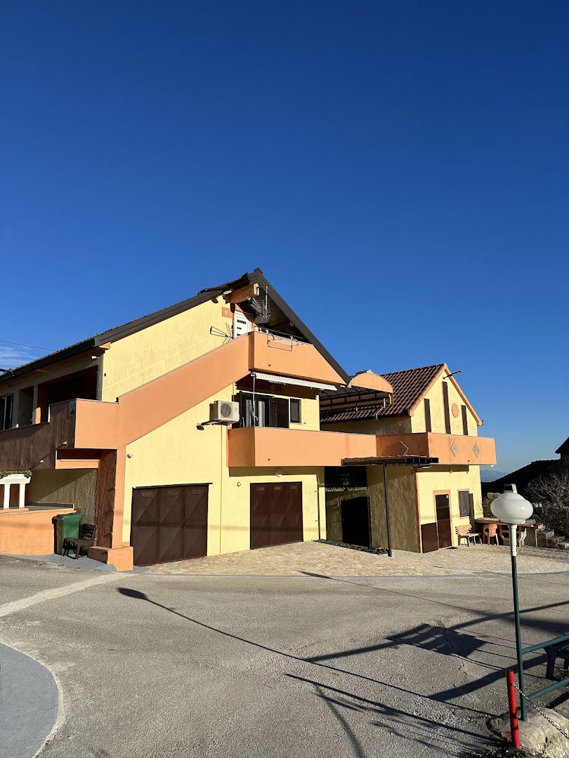 Kuca za odmor Tri sestre