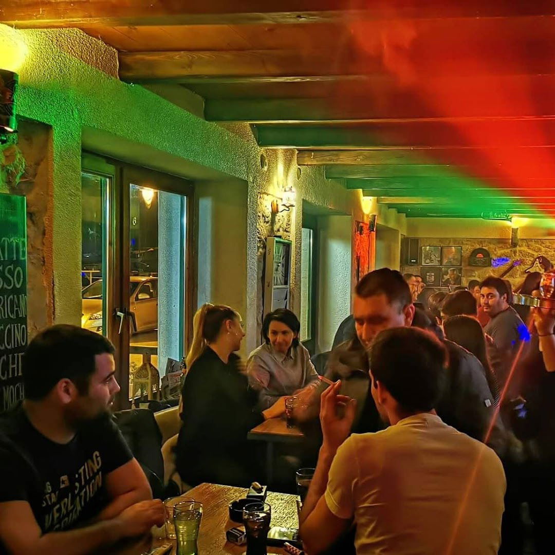 Konoba-Bar Stray Cat