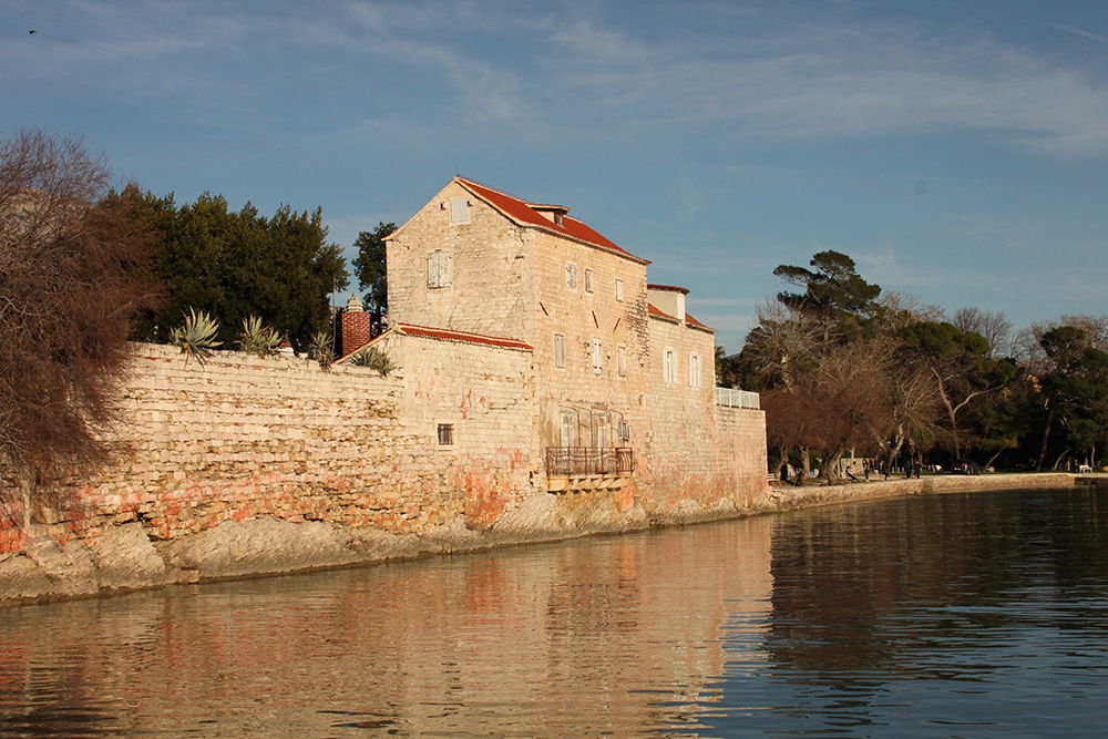 Kaštel Rušinac (Miljenkov dvorac)