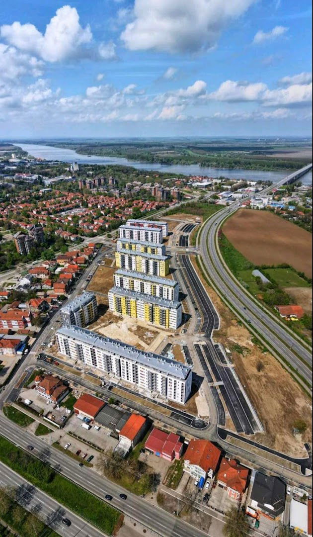 Dunavskih virova 24, Beograd, Zemun