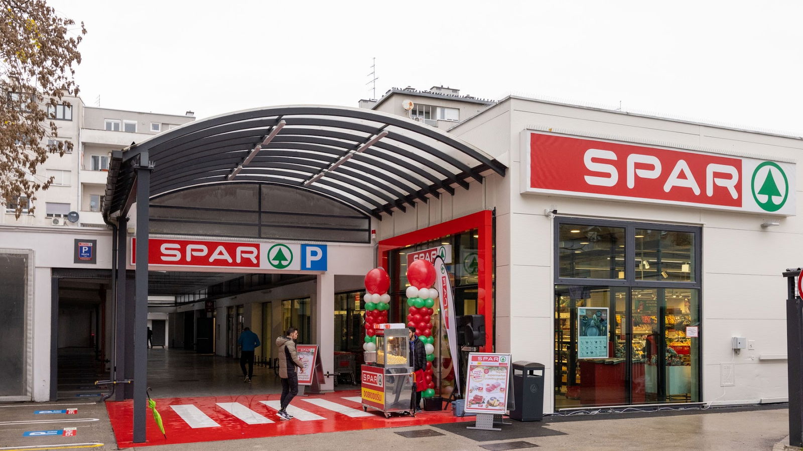 SPAR supermarket Zagreb Martićeva