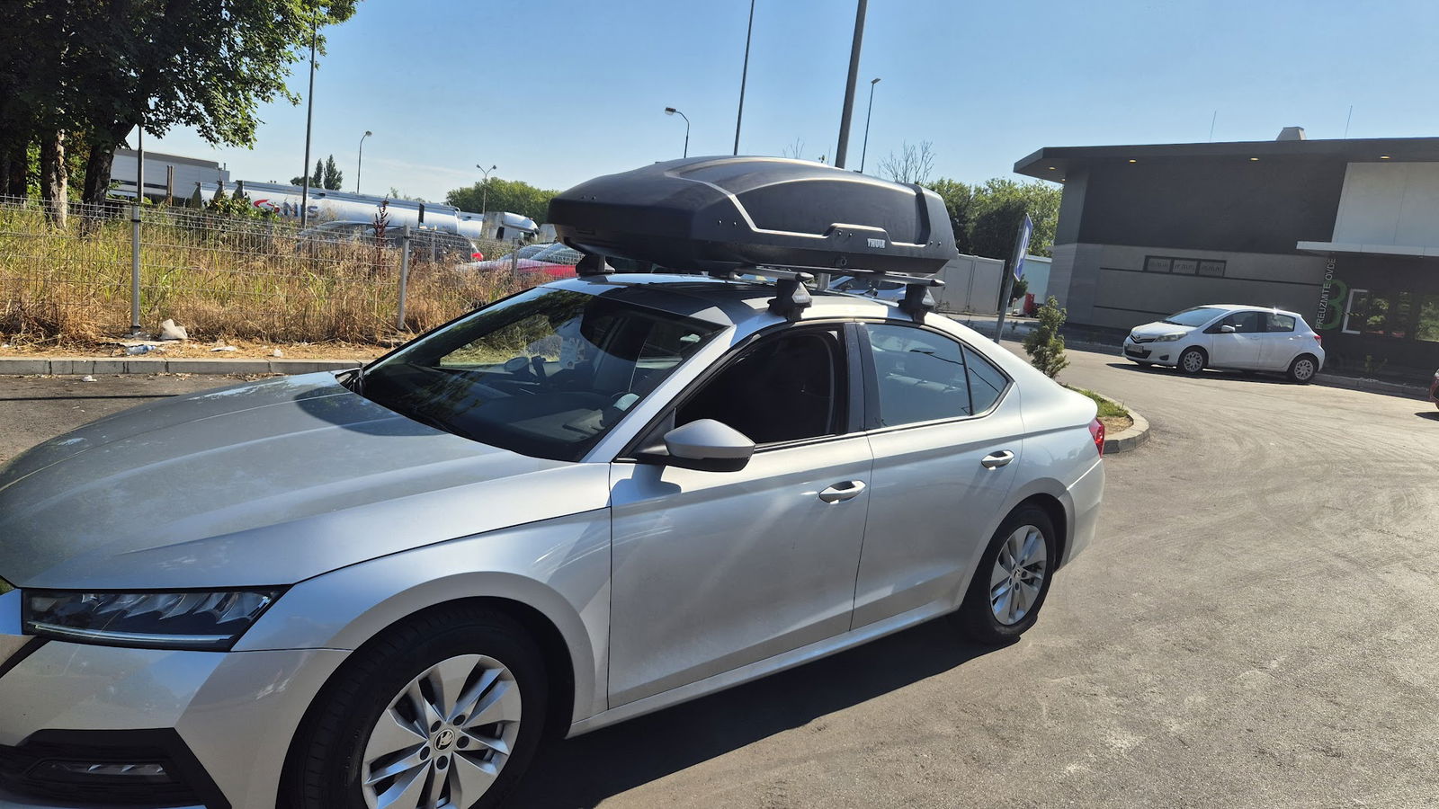 Iznajmljivanje krovnih kofera THULE Beograd