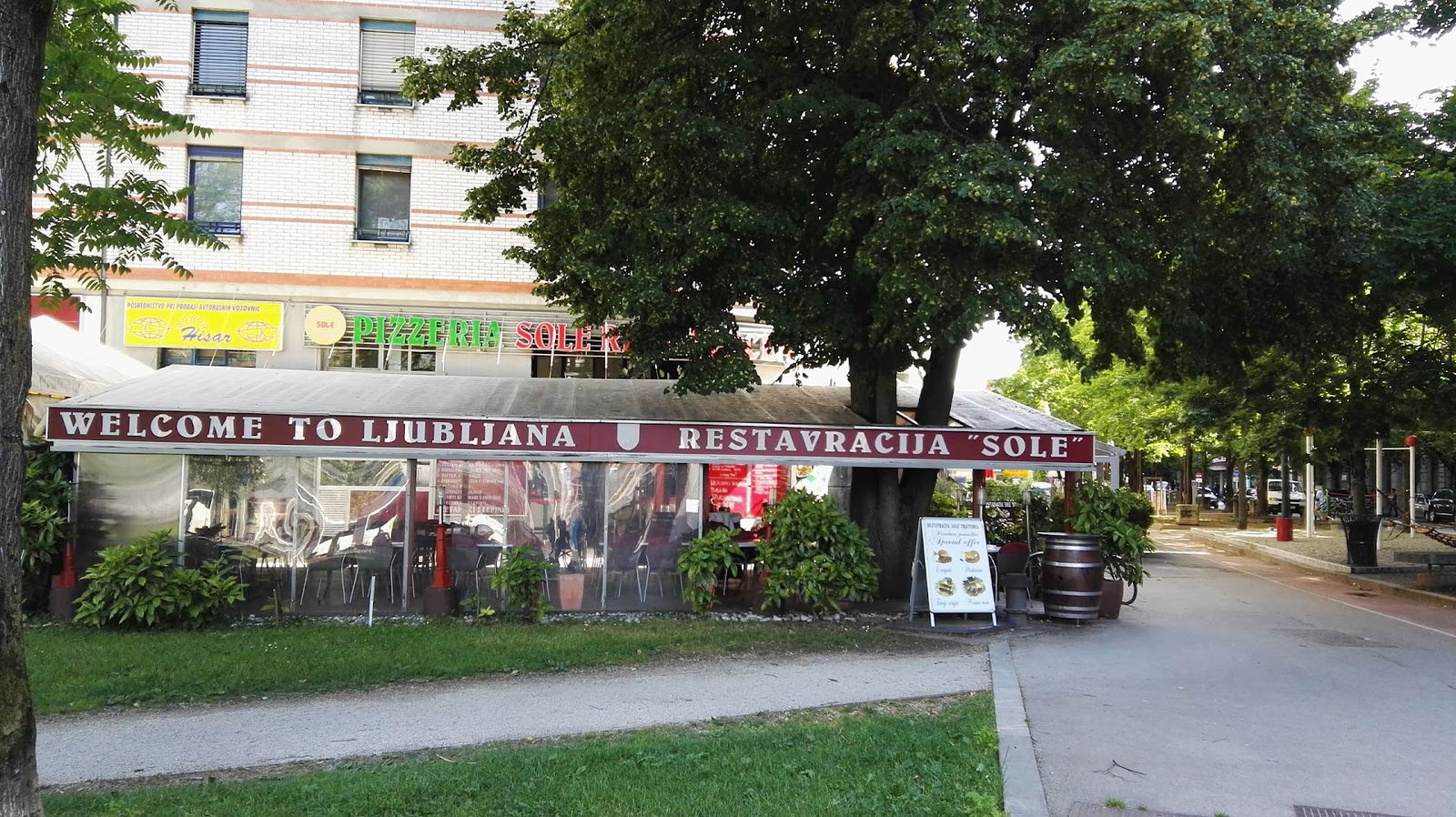 Okrepčevalnica - Pizzerija - Slaščičarna in catering ""Sole"" Dževat Nuredini s.p.