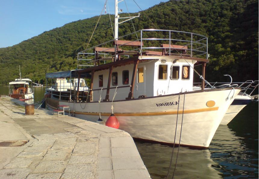 MB KOSIRICA (Turistički brod / izleti brodom / ekskurzije)