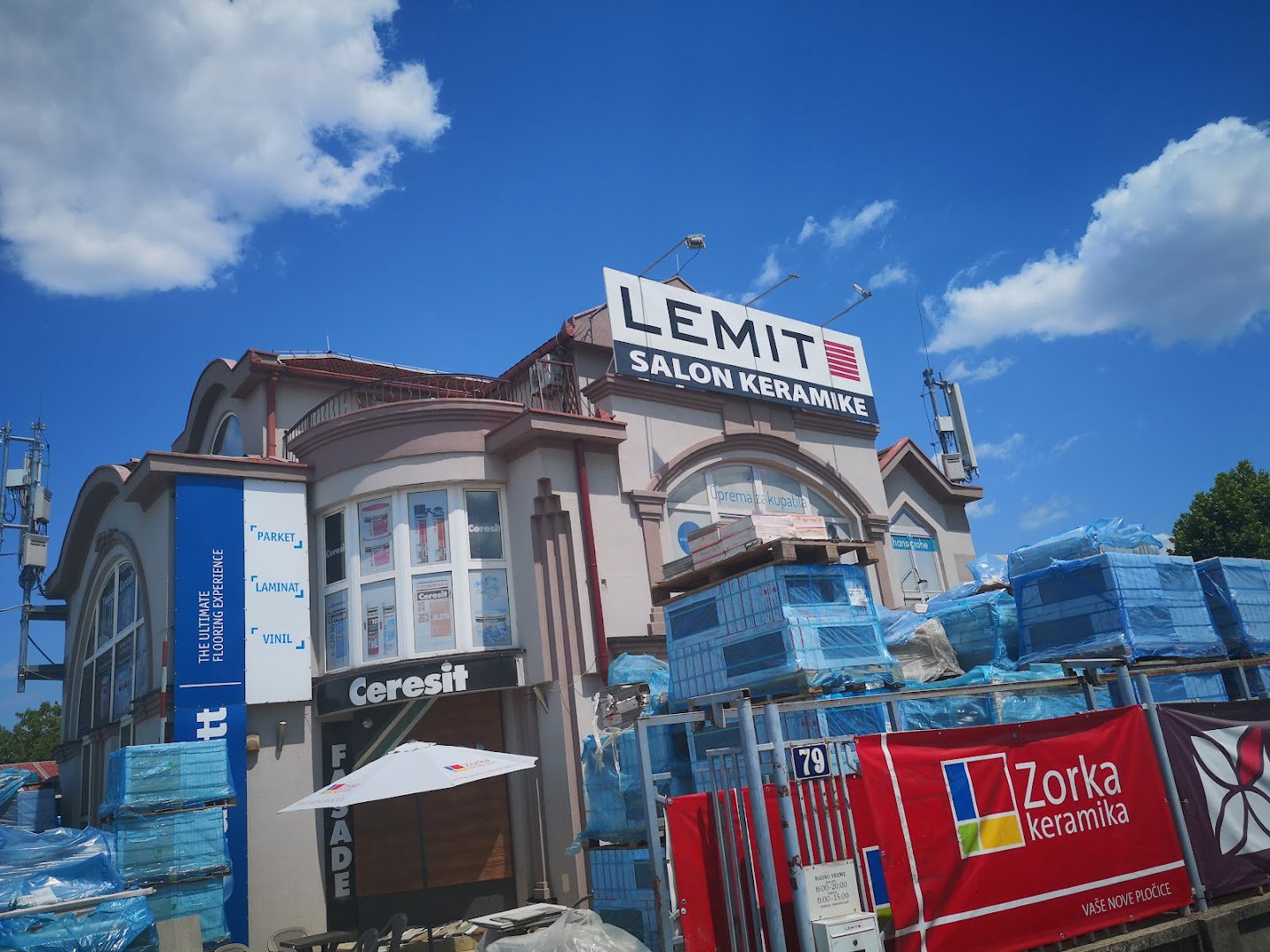 Lemit salon keramike