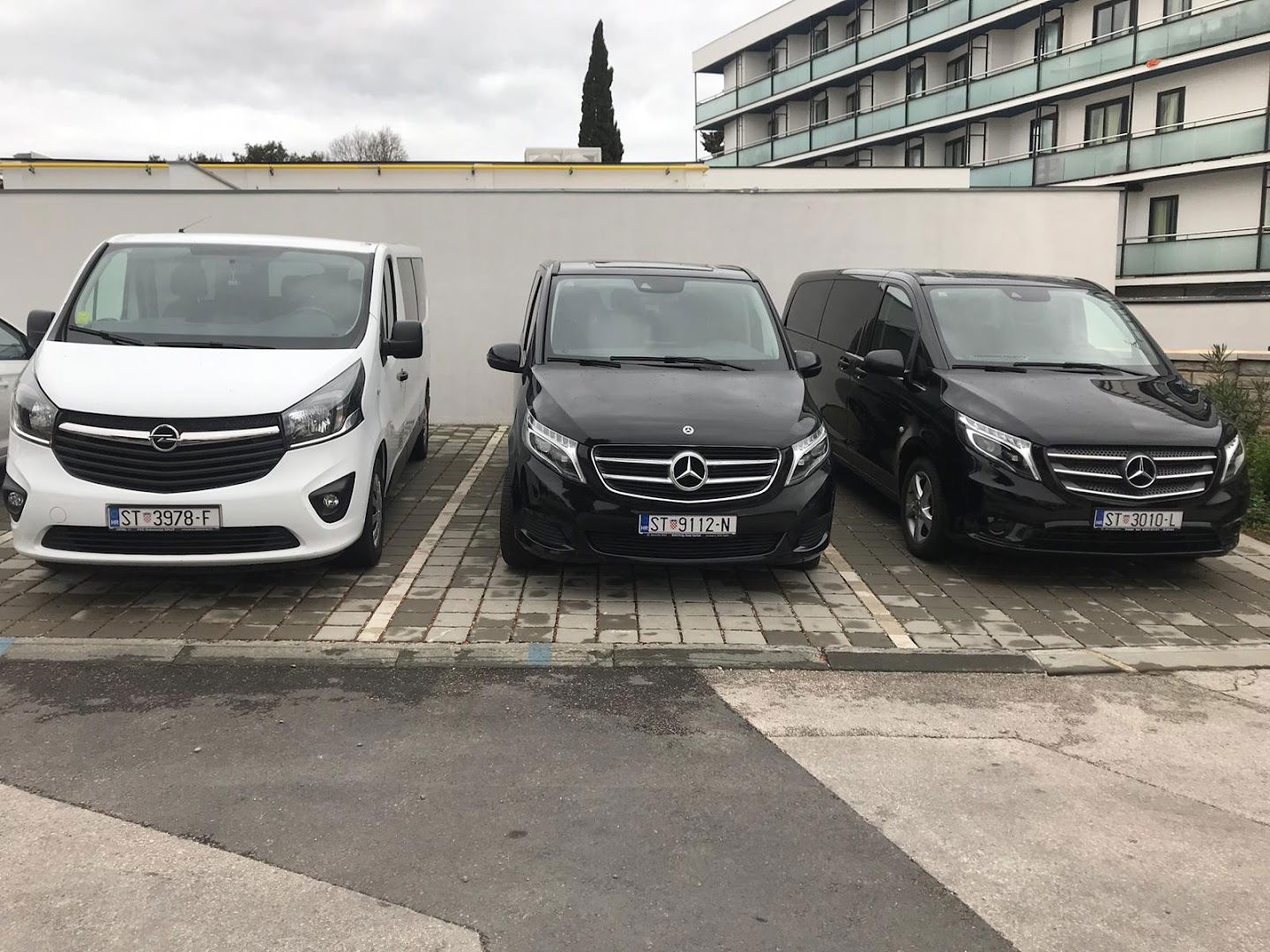 STours - TAXI transfer in Split Croatia