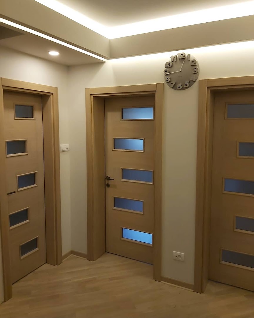 Jovan Enterijer - Fenster Stil