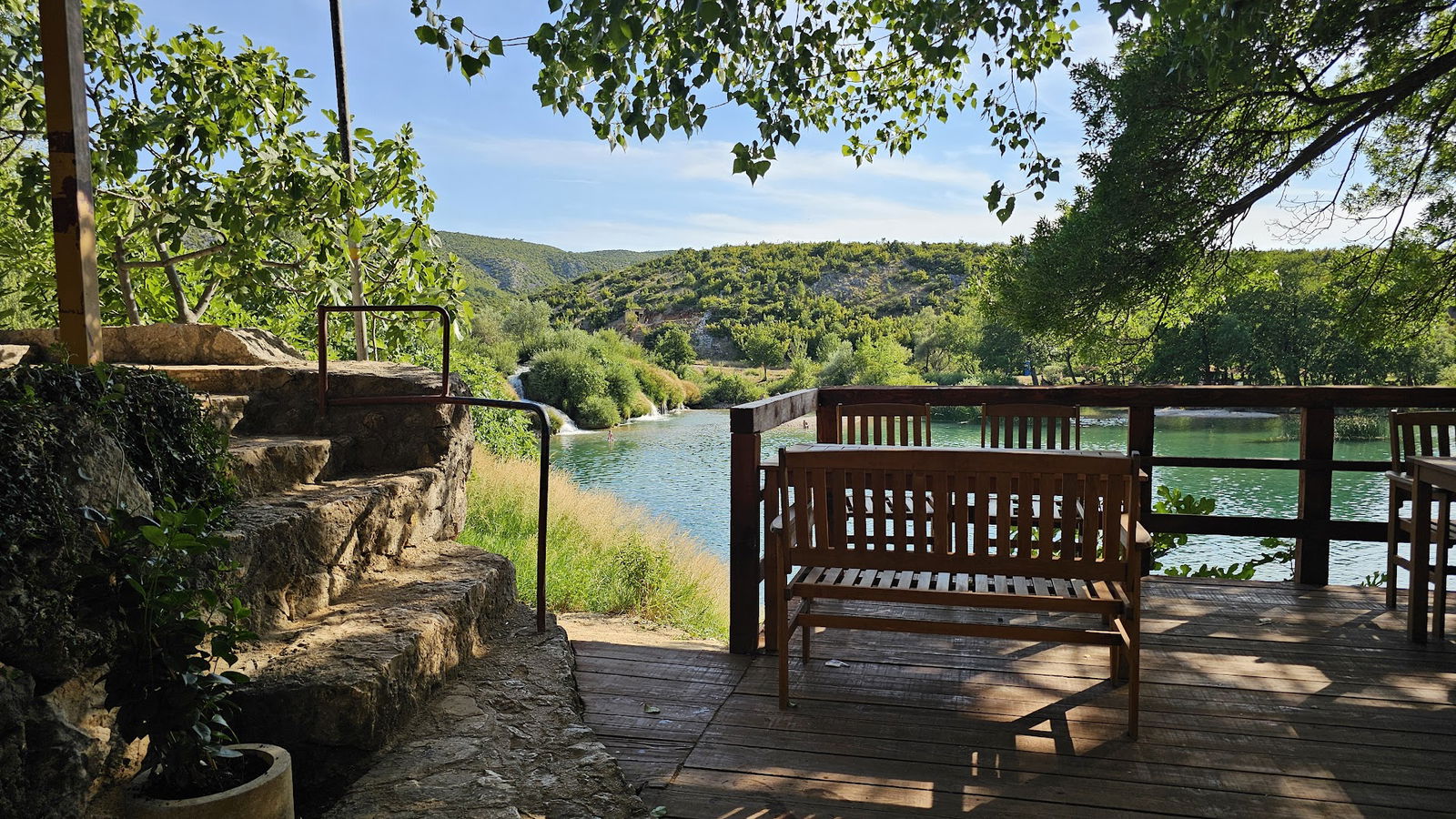 Restaurant "Slapovi Zrmanje"