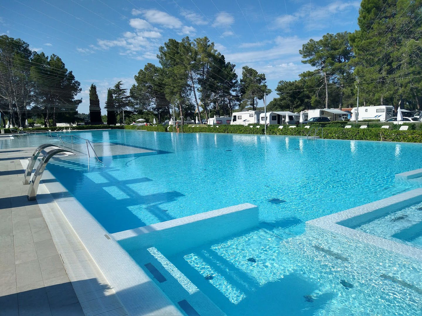 Pool valkanela Camping