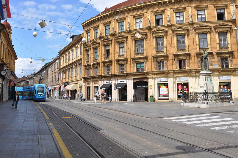 Apartment GAHOROVA-ILICA-CANKAREVA-PETROVA-GRADISCANSKA-BARUN