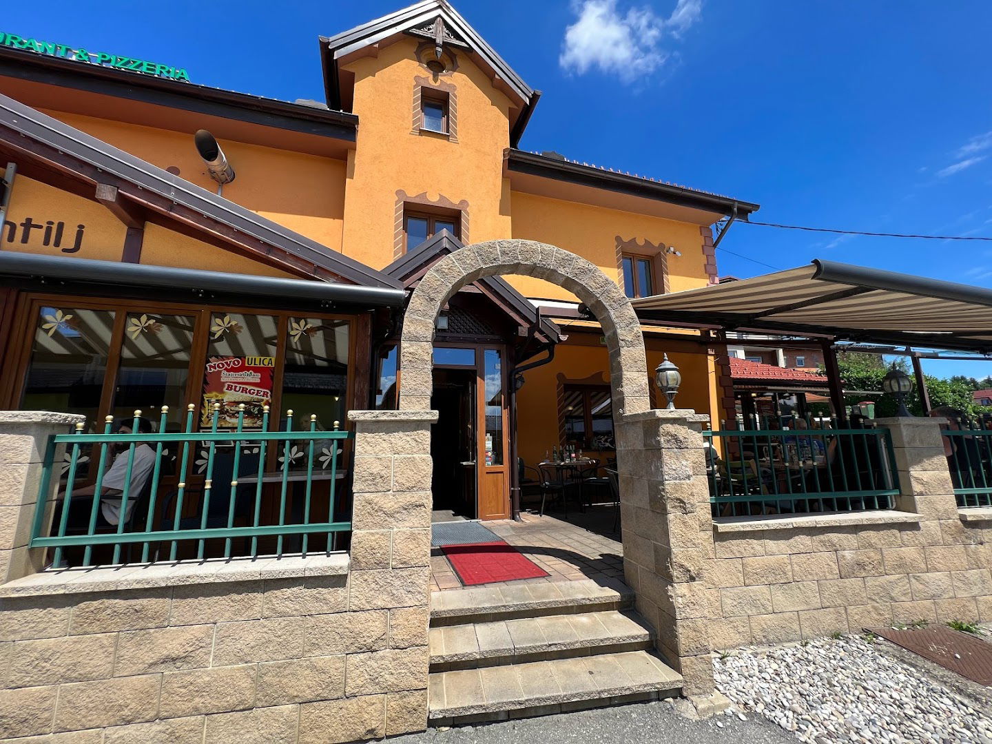 Štajerski hram, restavracija in pizzeria