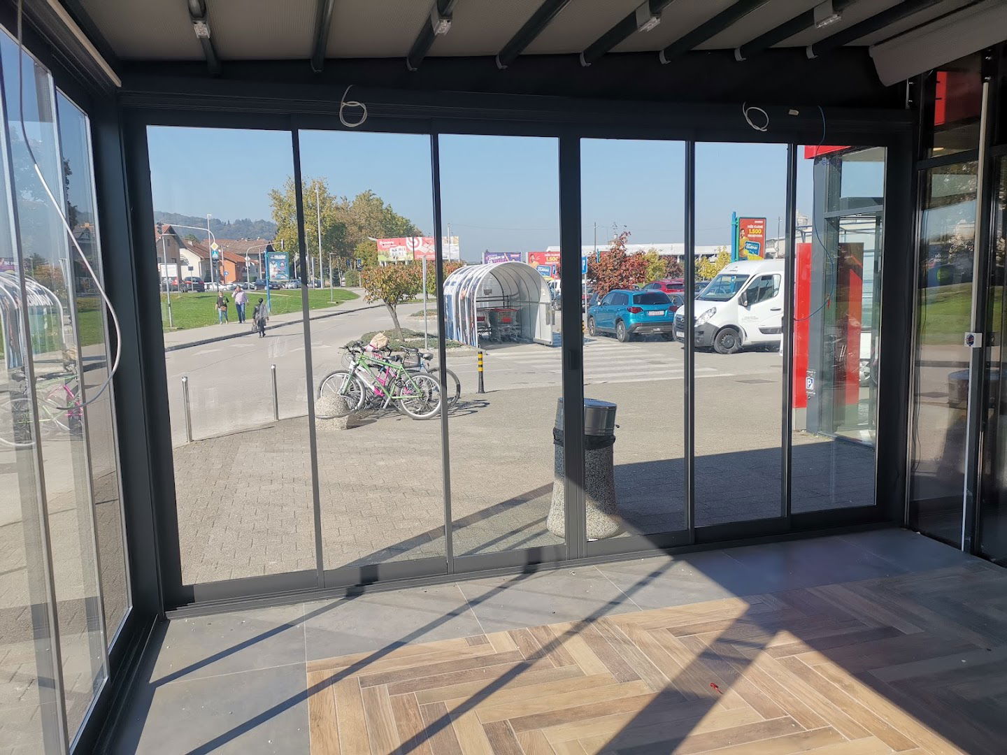 Glass and photo Andrijević