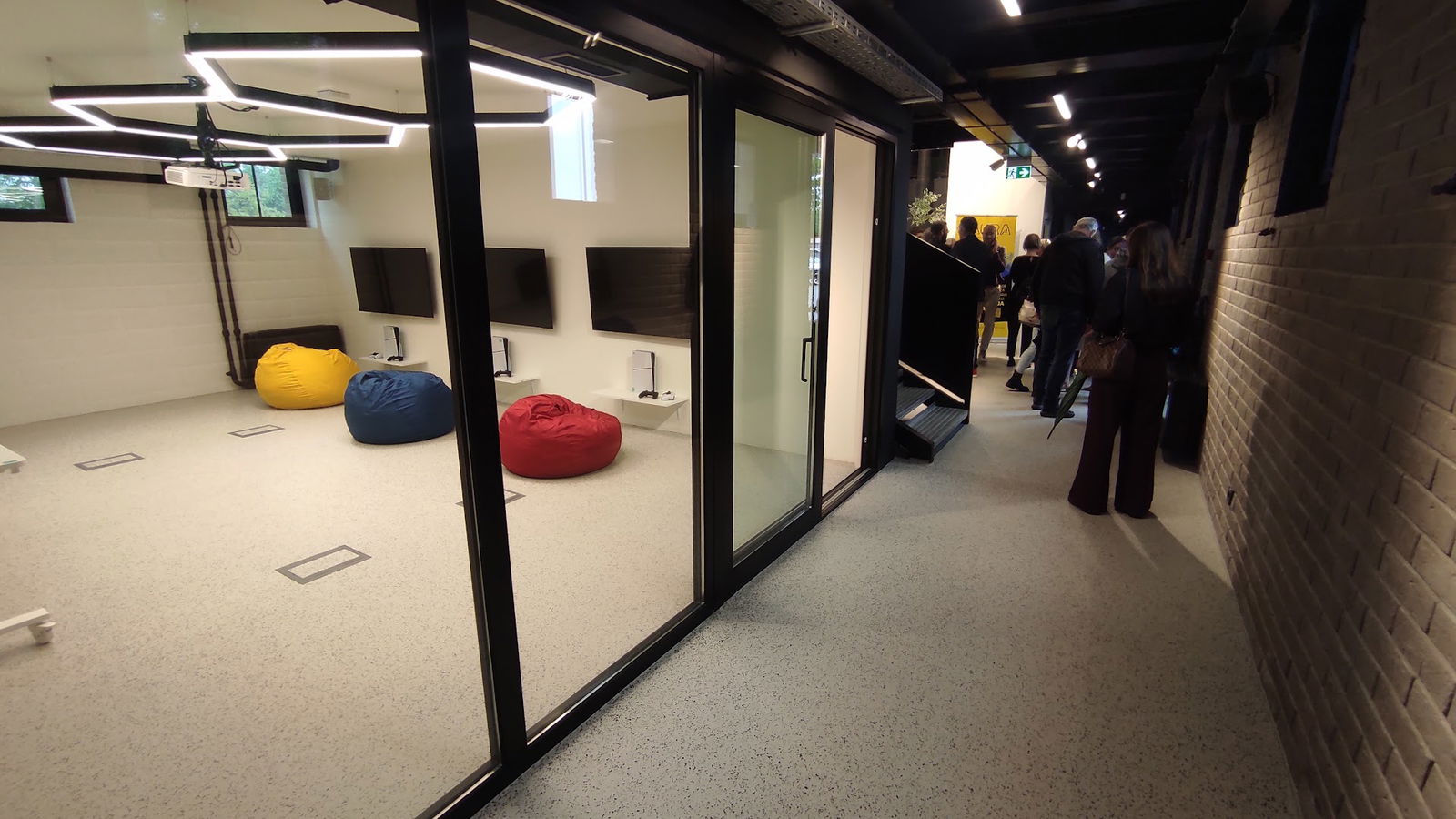 Centar za mlade Laura