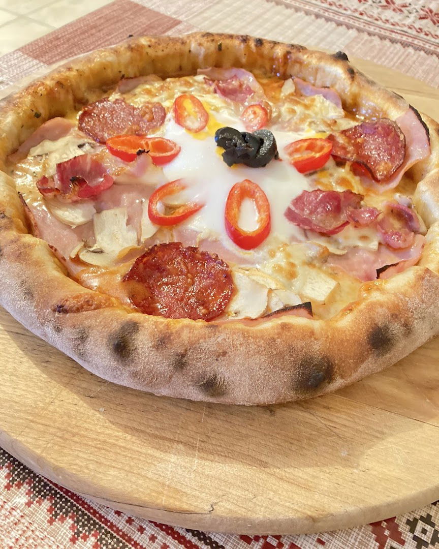 Sneška Bacardi - Food delivery