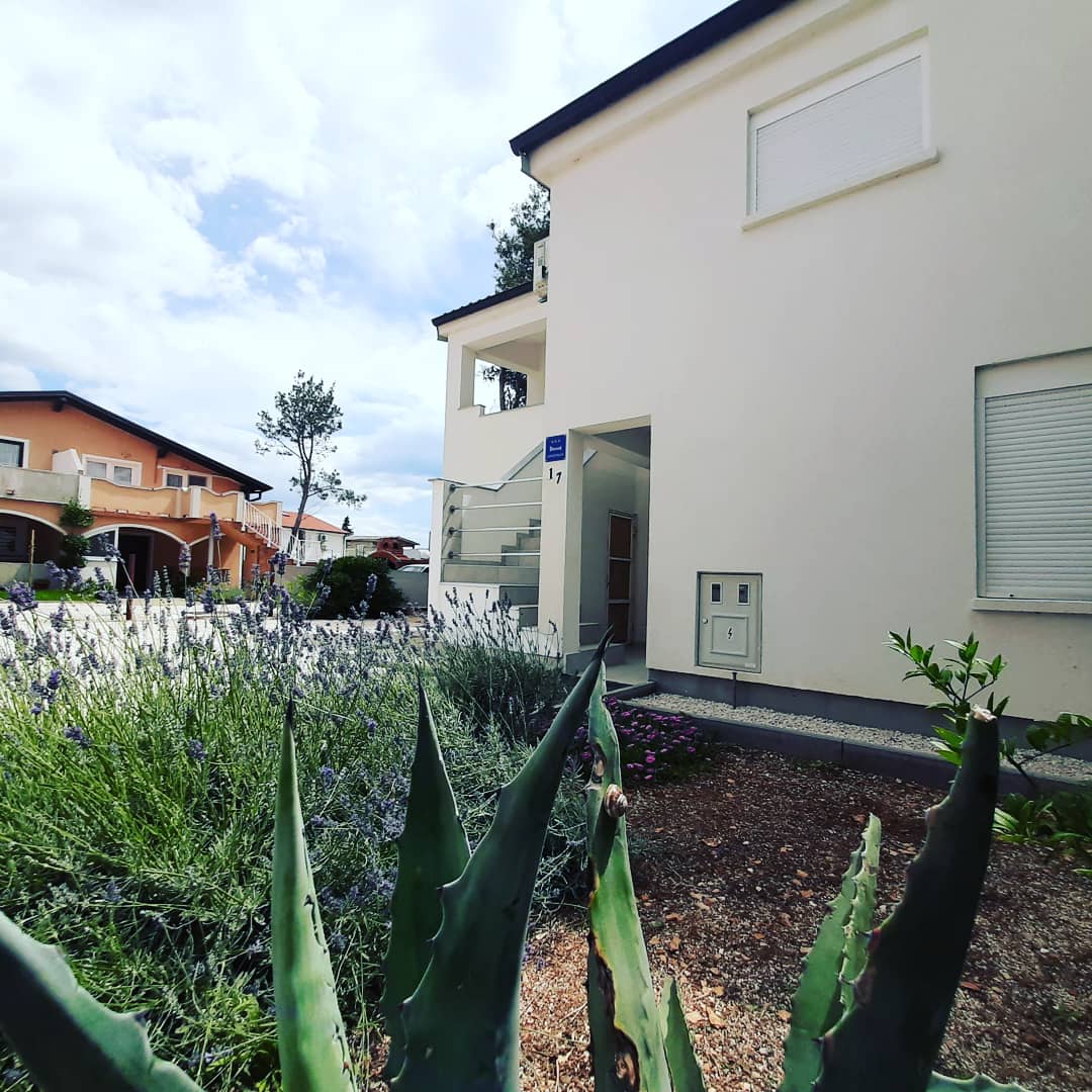 Apartman Bunarić, Bunarić III, kbr. 17, Otok Vir