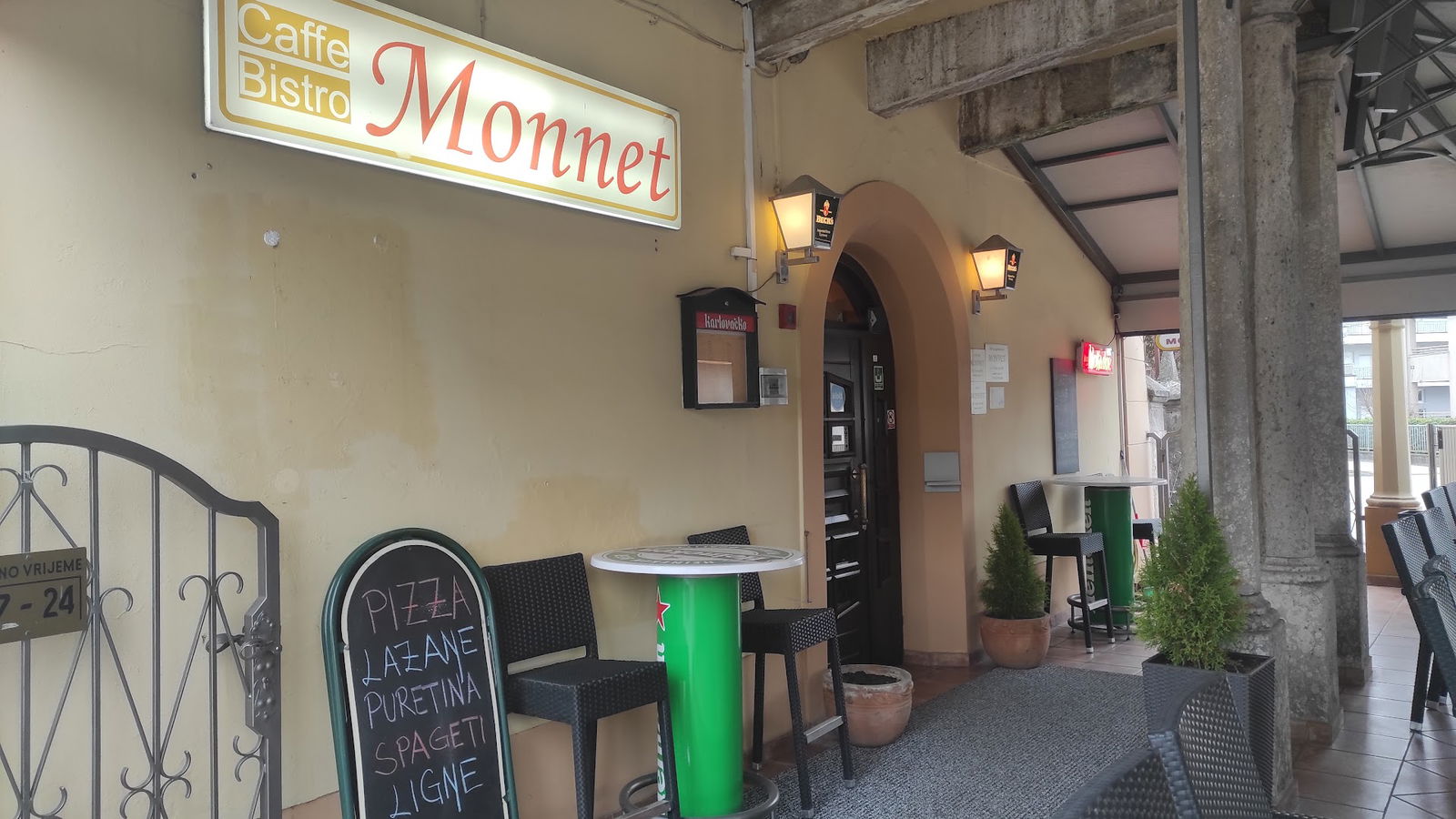 Bistro&Pizzeria Monnet