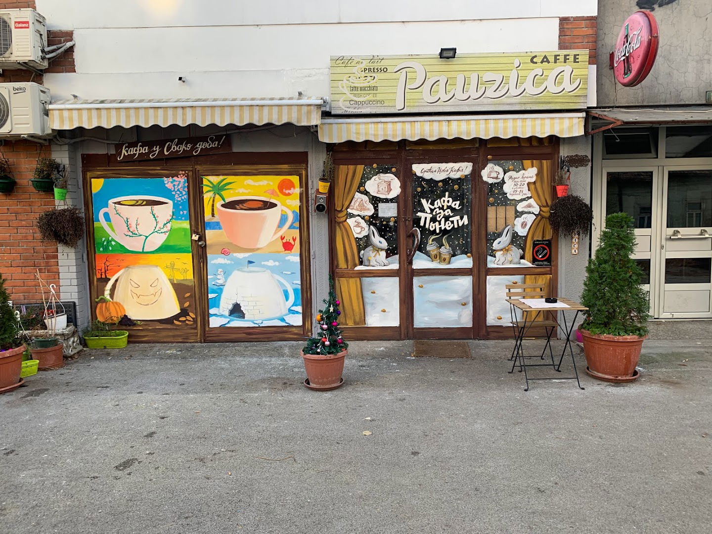 Caffeteria PAUZICA