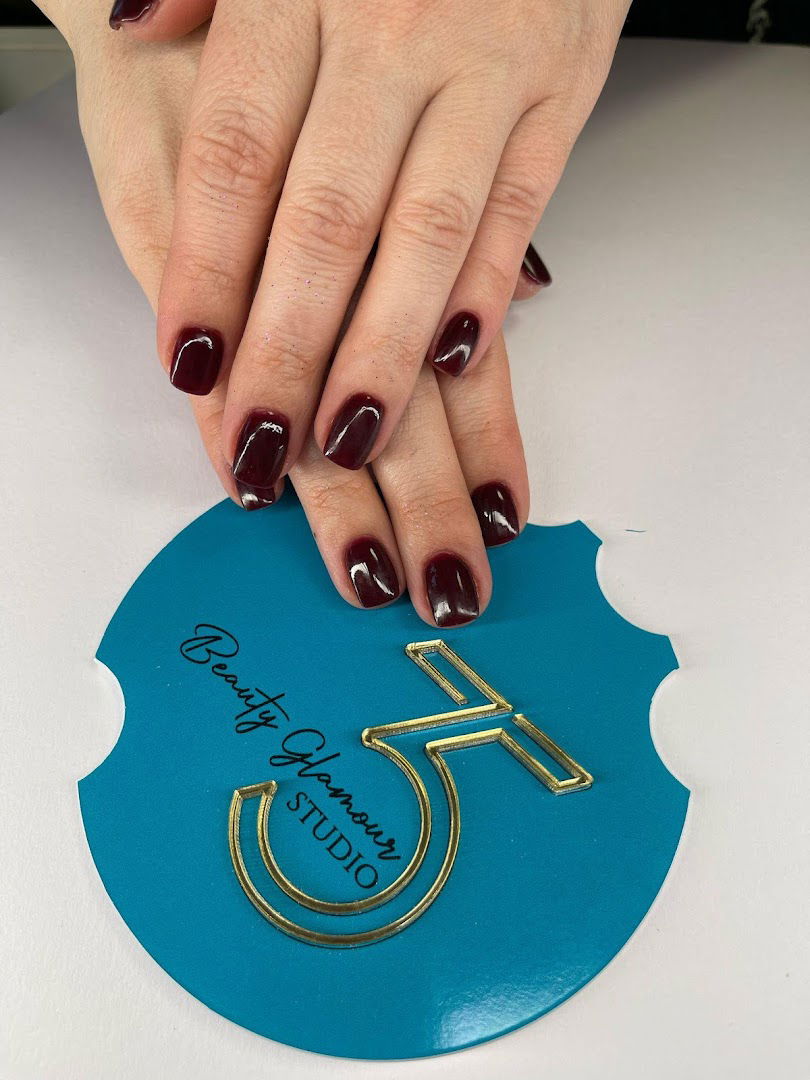 Salon Katrina, Stepa Stepanović