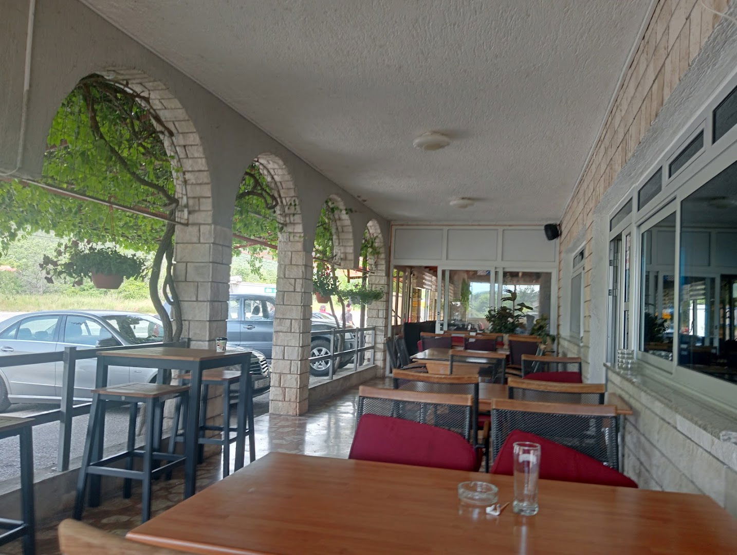 Ivan obrt za ugostiteljstvo (Civljane)