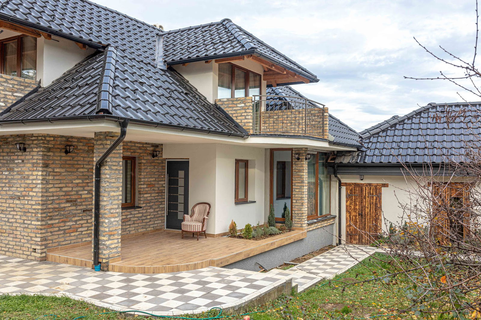 City Escape Luxury Villa