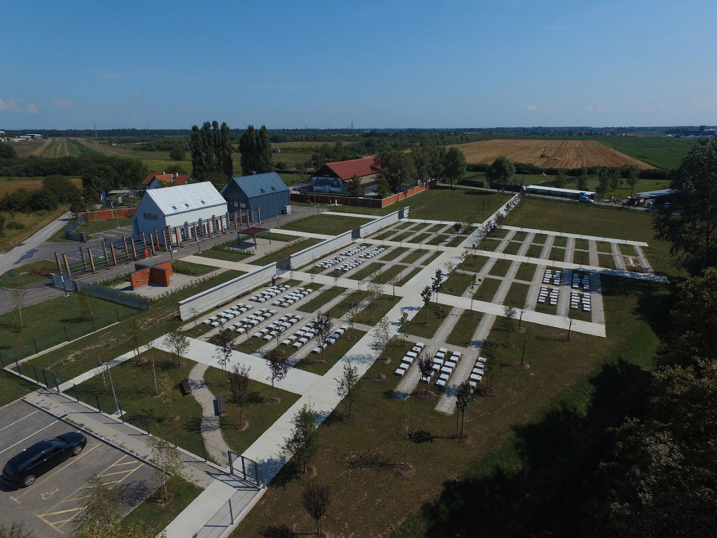 Pet cemetery Spomengaj