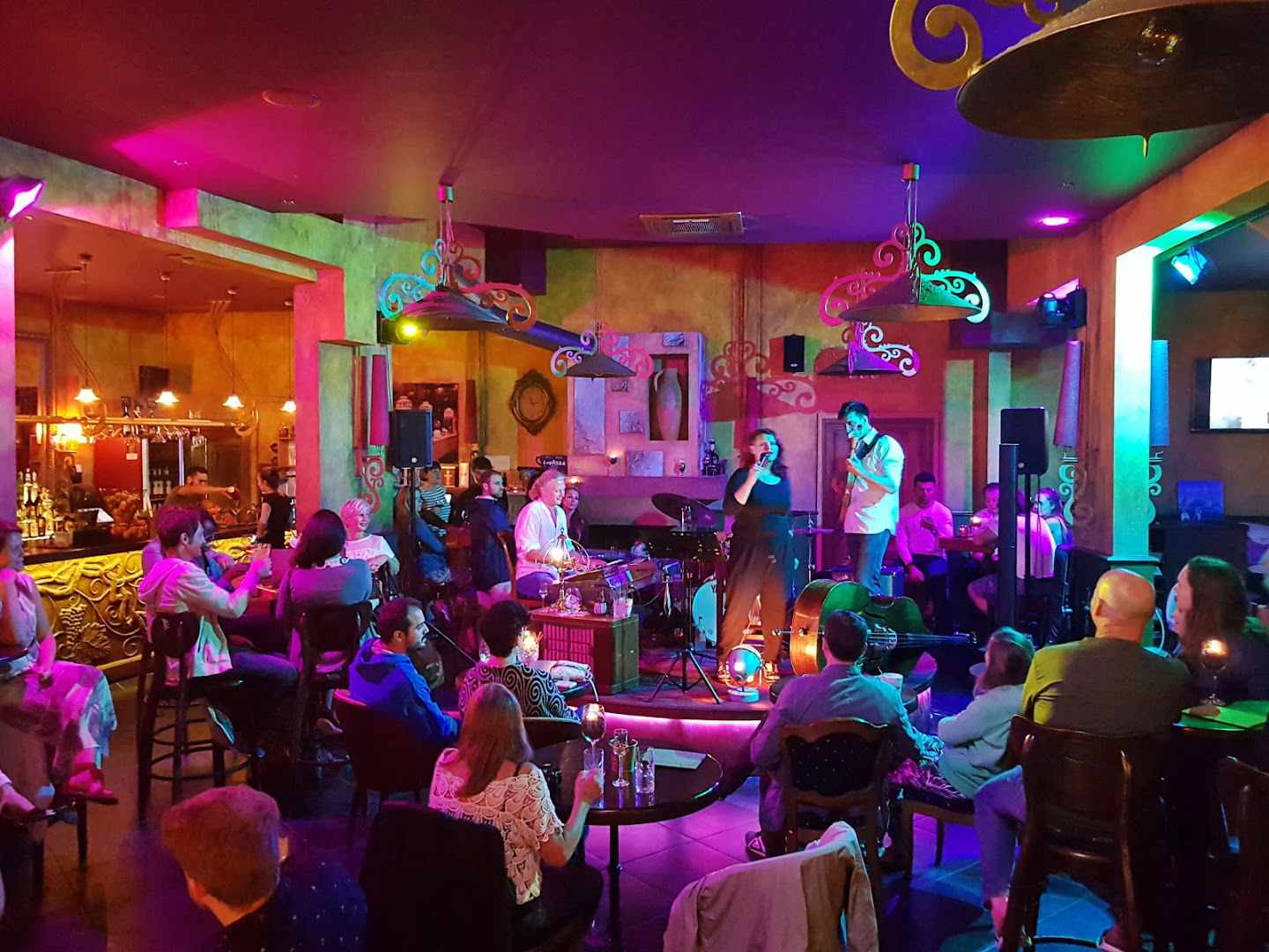 Central Park Club, Hvar