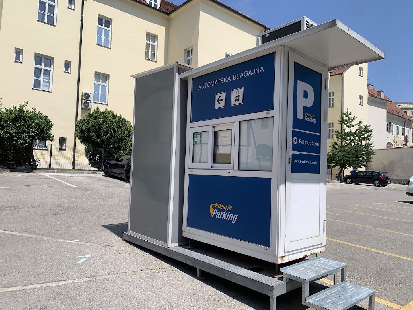 Parking Palmotićeva