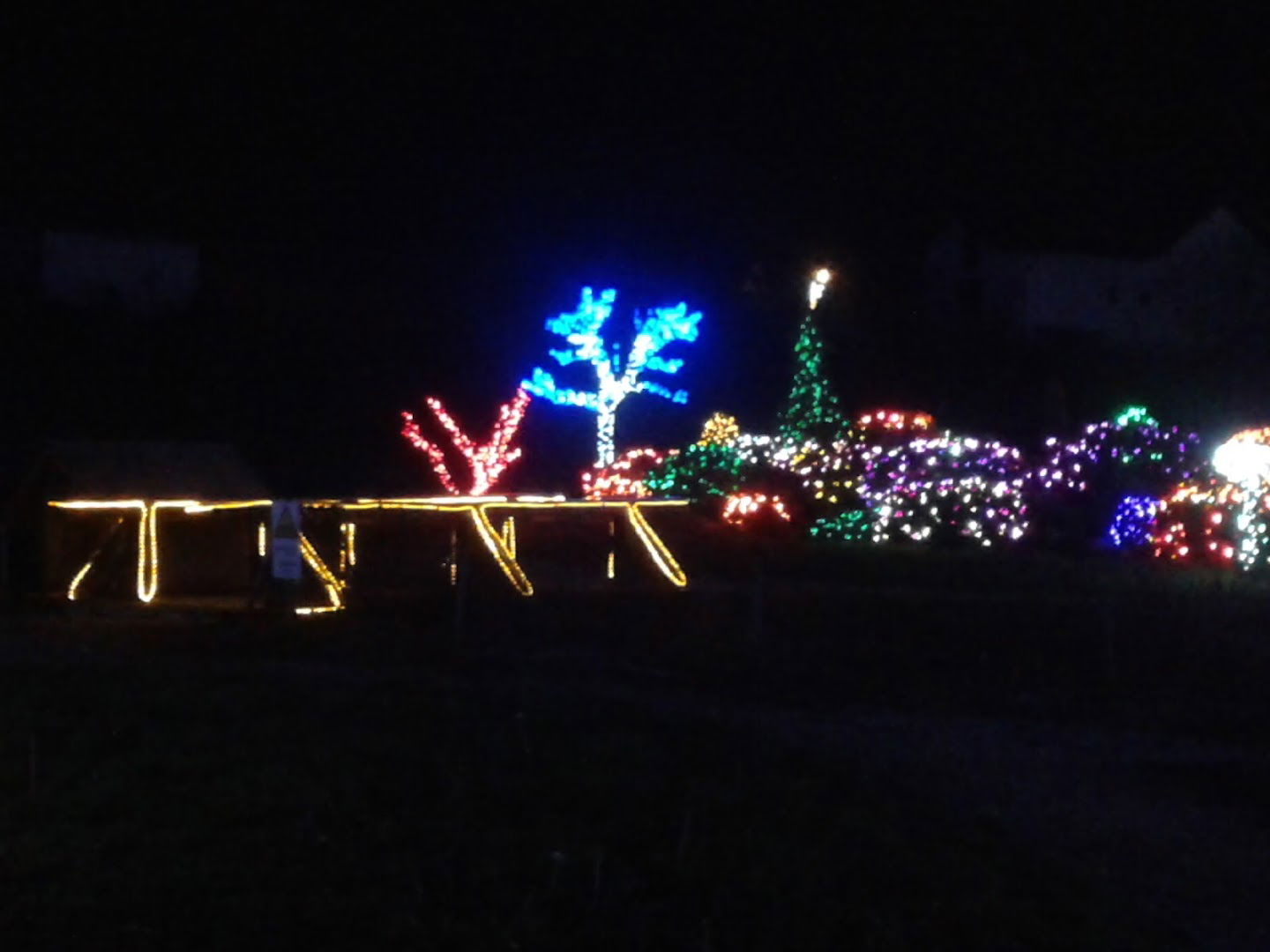 DI ČAZMA Ltd. FURNITURE AND WOOD