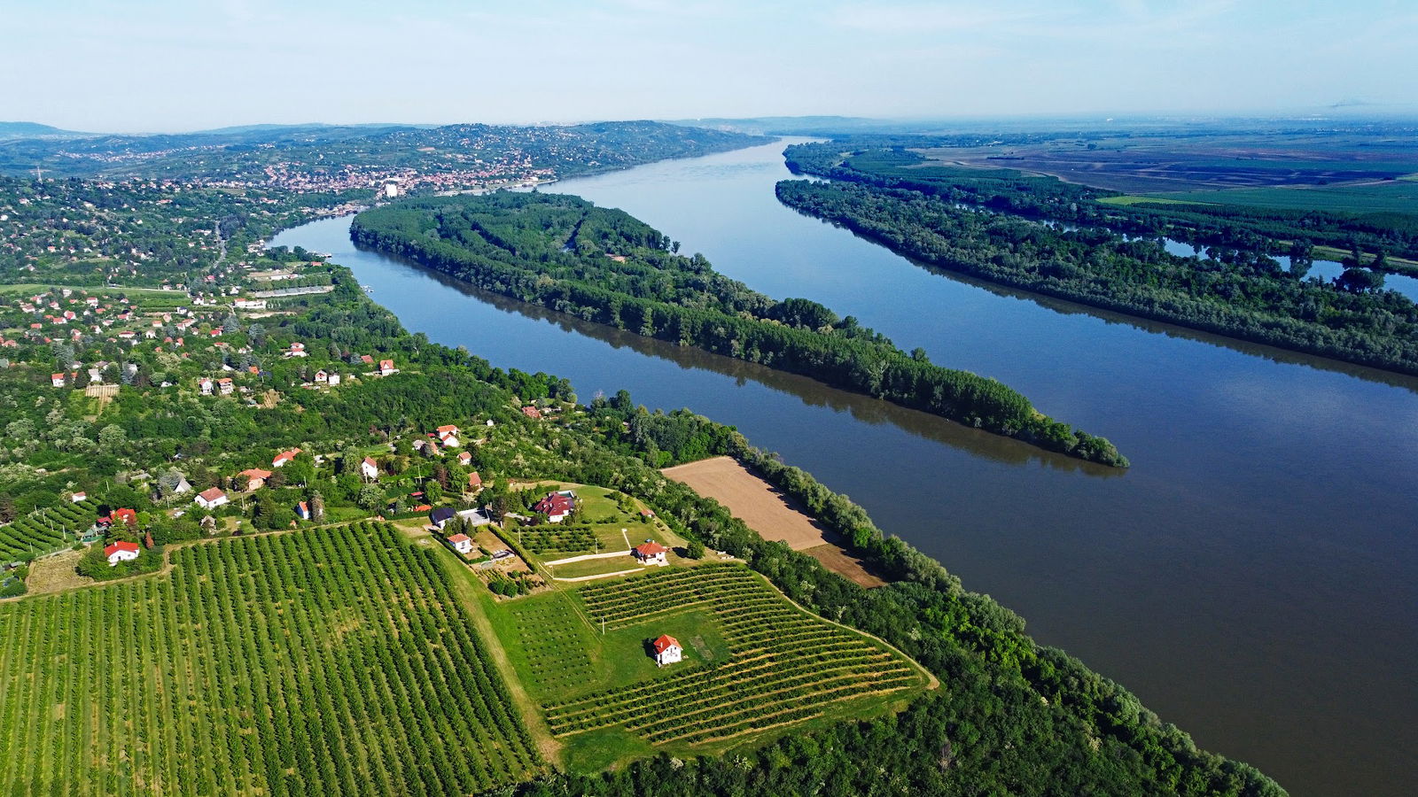 Vacation Villa Danube Paradise