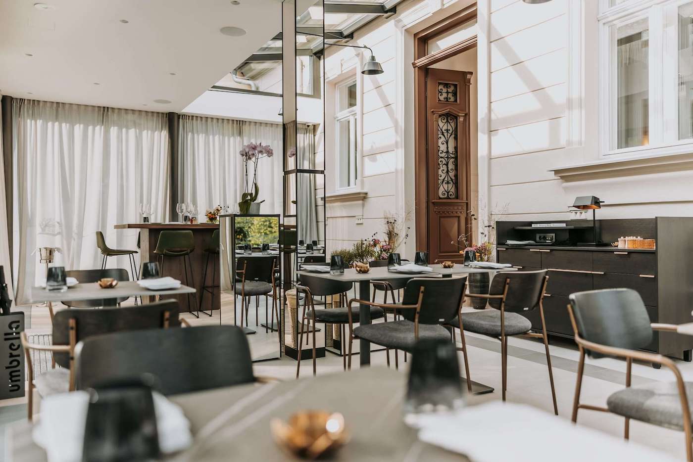 Cantilly Garden Restaurant