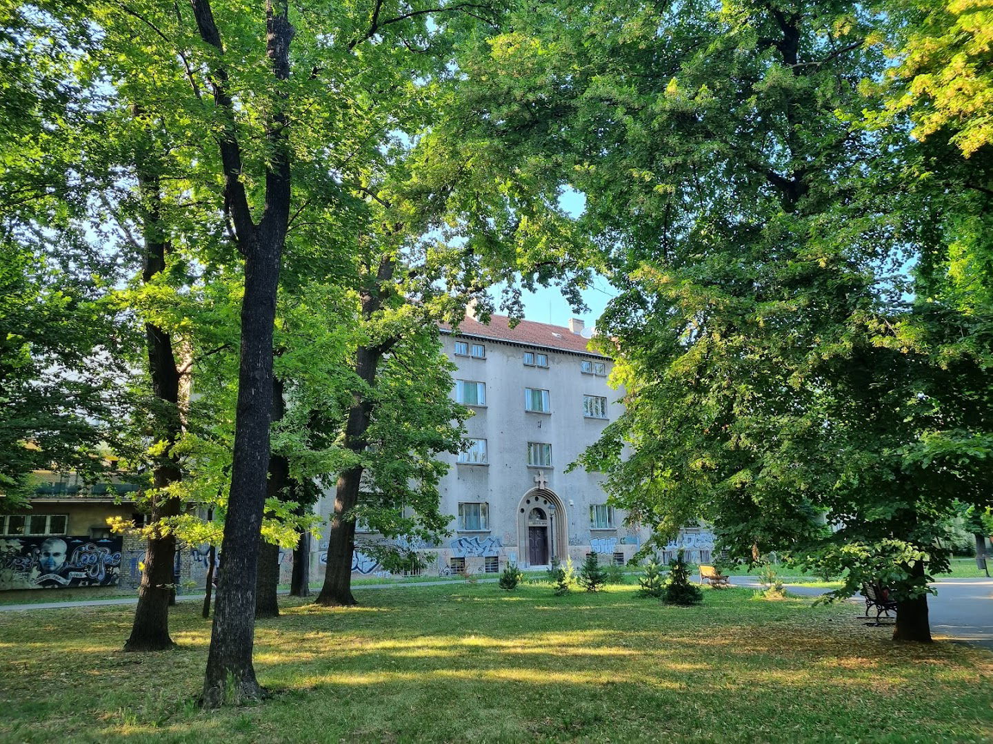 Samostan sestara milosrdnica