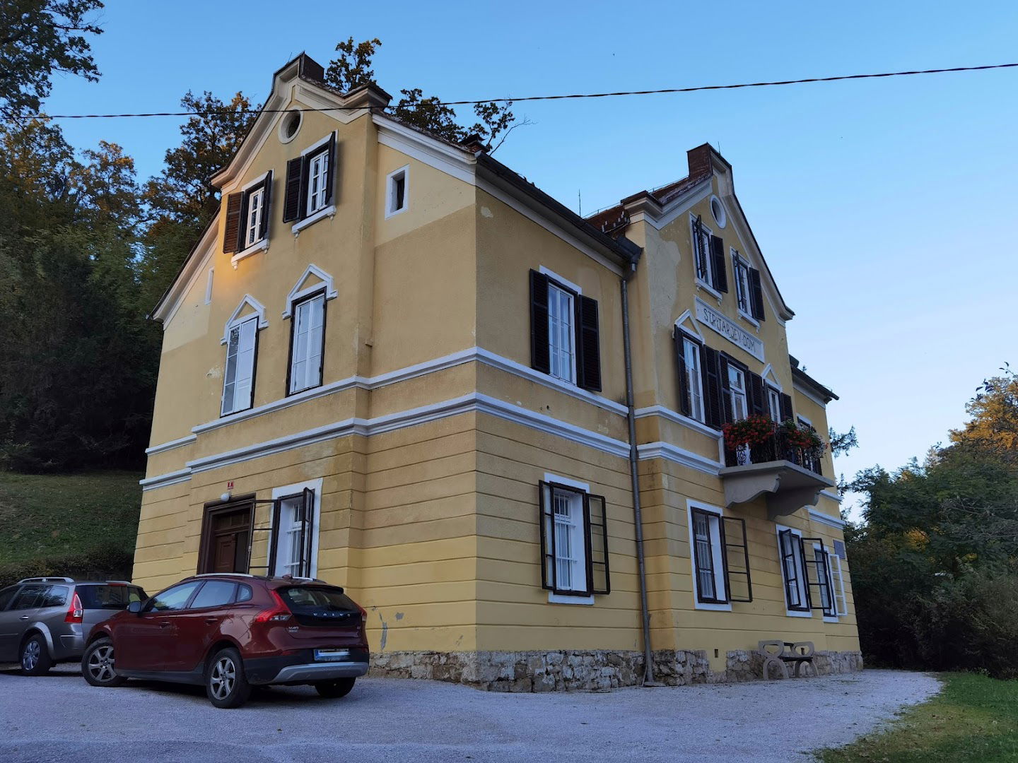 Spominsko obeležje Josipa Stritarja