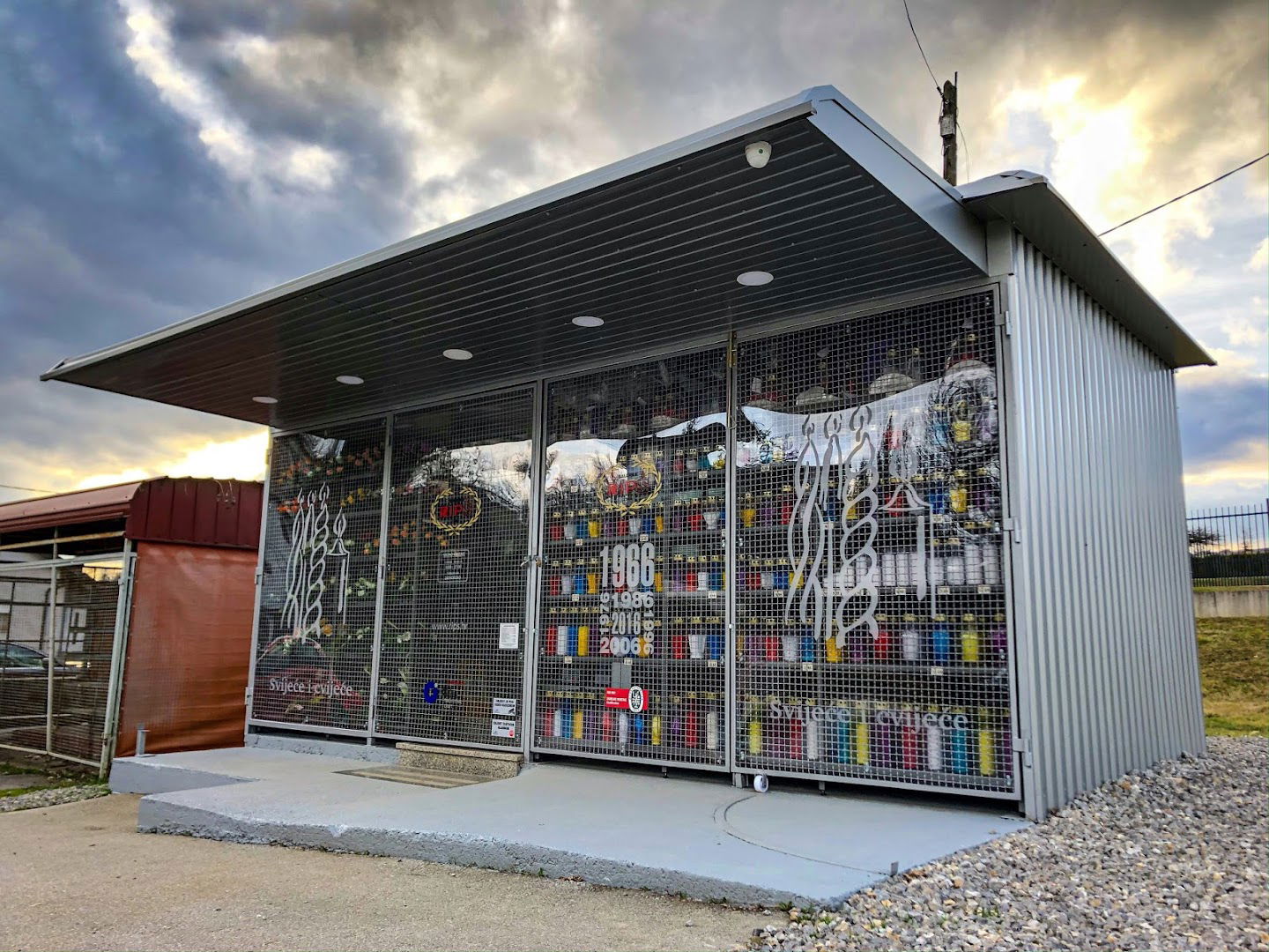 RIPS - radionica i prodavaonica svijeća︱Maloprodaja Jamadol