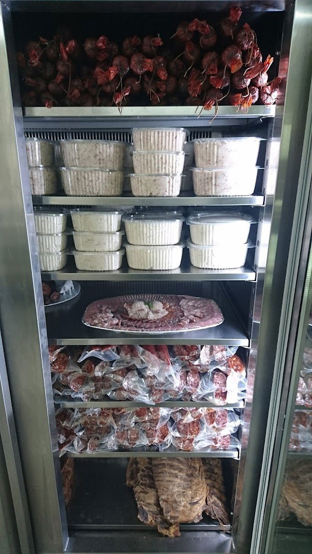 OPG LOVRENČIĆ - Suhomesnati proizvodi i prozvodi od mesa i masti