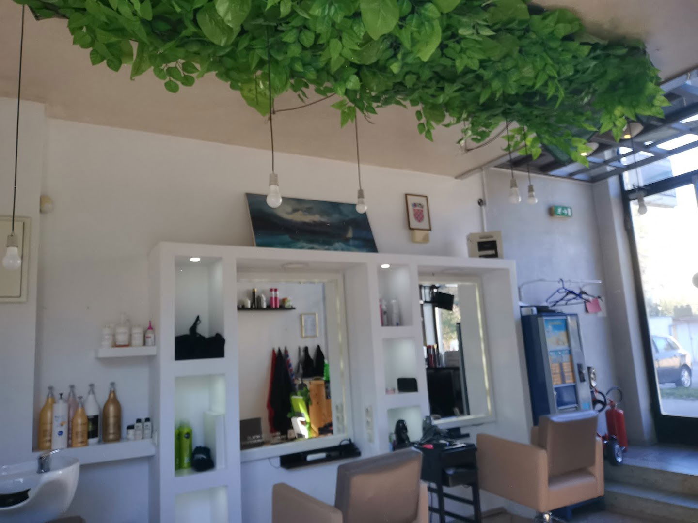 Hair and Beauty Salon M & A