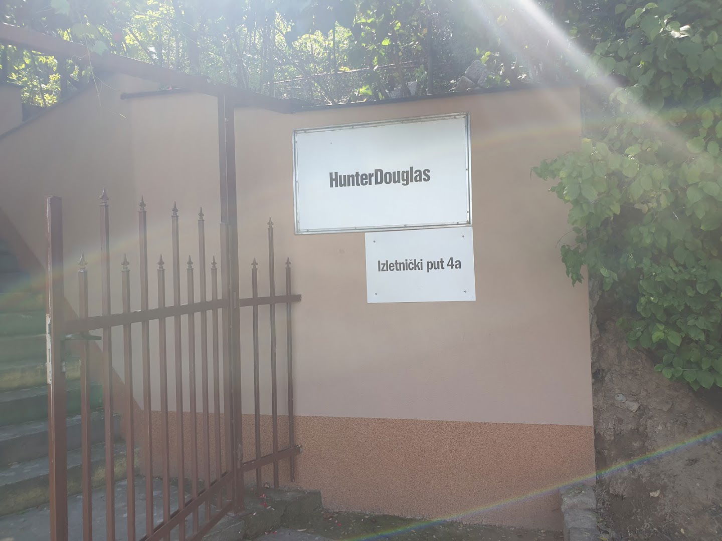 HUNTER DOUGLAS EUROPE/STRONG FOCUS DOO BEOGRAD