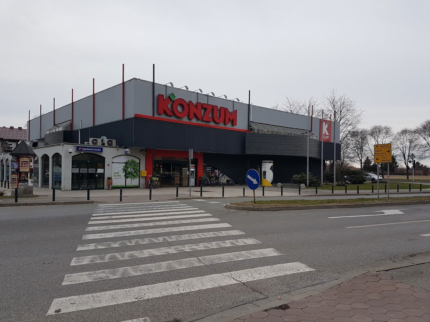 Maxi Konzum