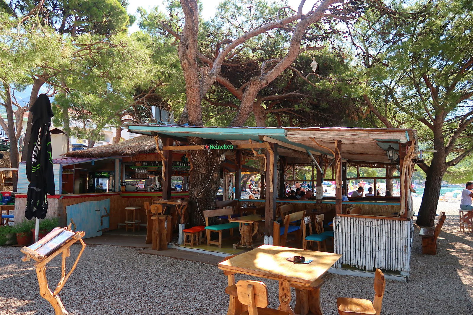 Lanterna beach bar