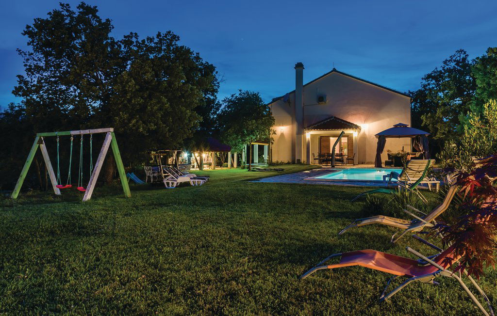 Holiday House Krka Waterfalls