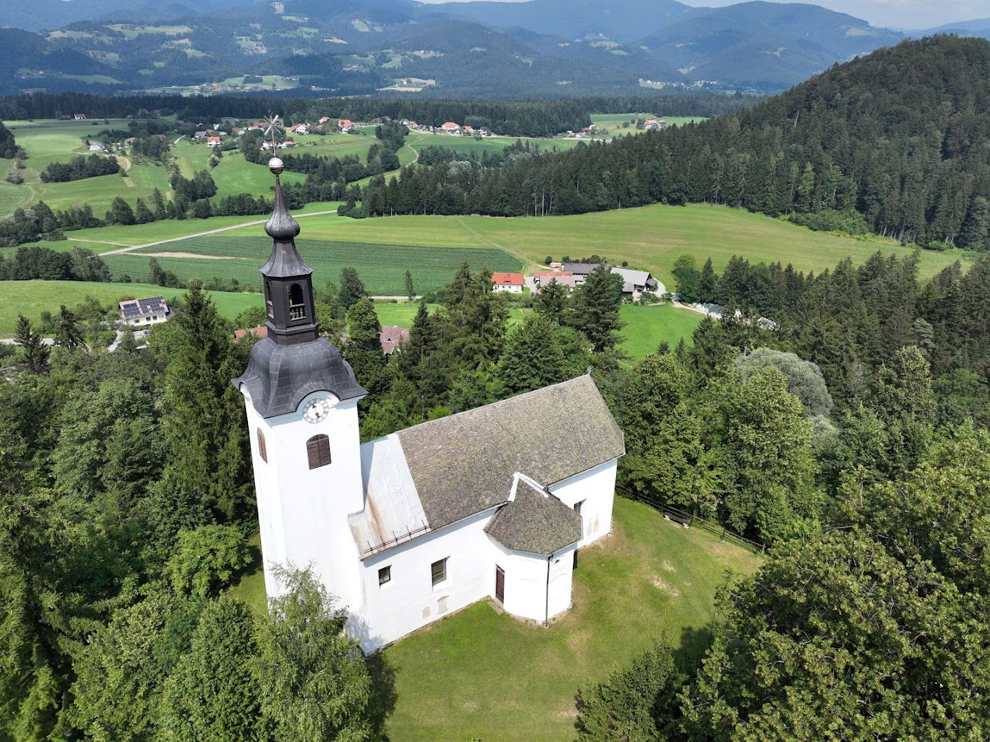 Cerkev Sv. Miklavža