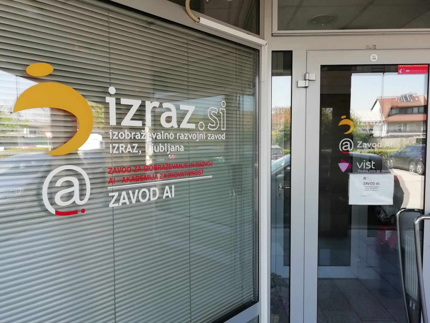 Izobraževalno razvojni zavod izraz, Ljubljana