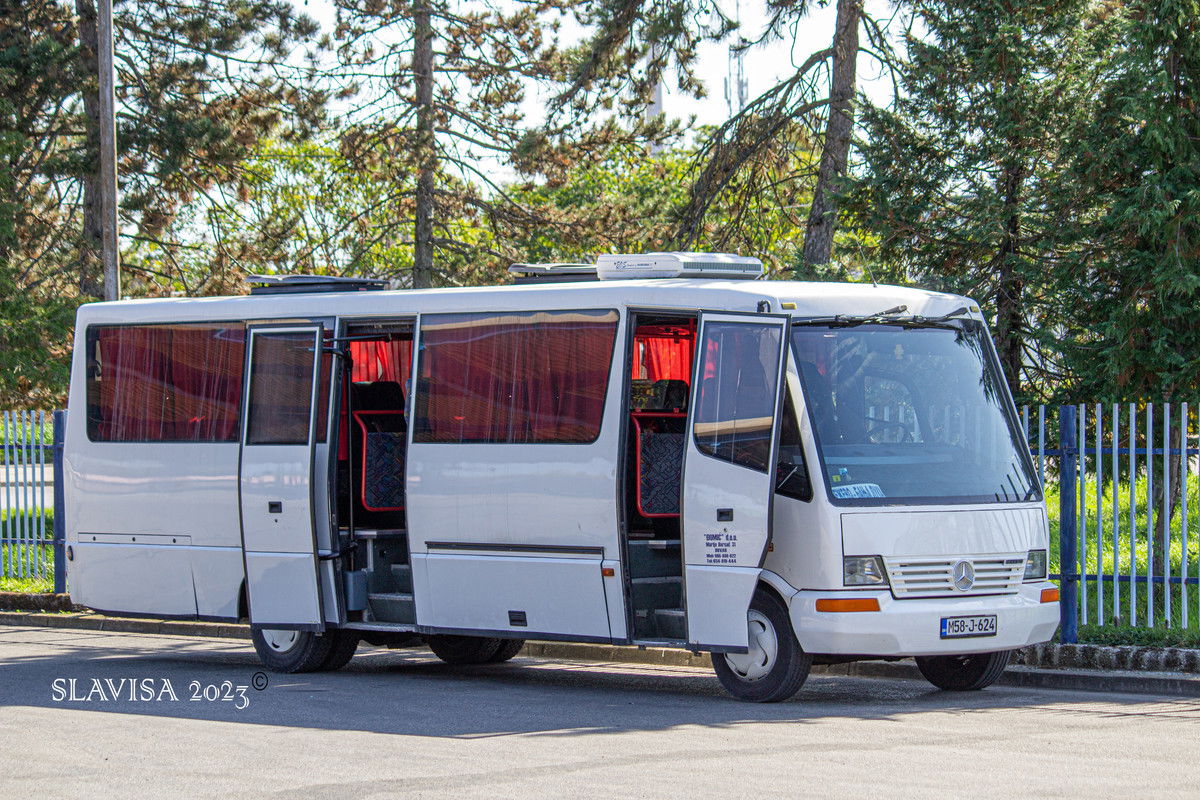 Autobuska stanica Bosansko Grahovo