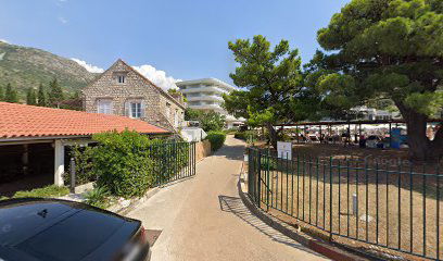 Playground (for hotel guests)