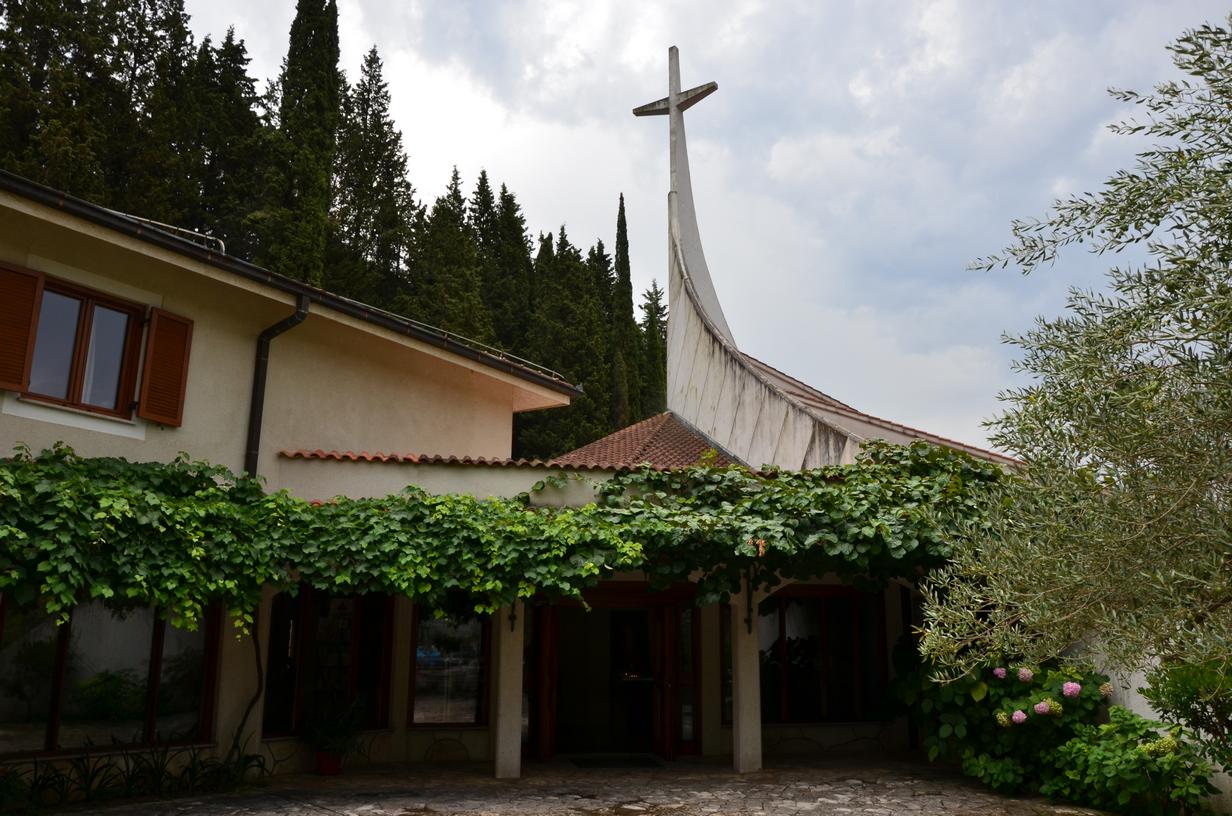 Župnijska cerkev Device Marije Rožnovenske