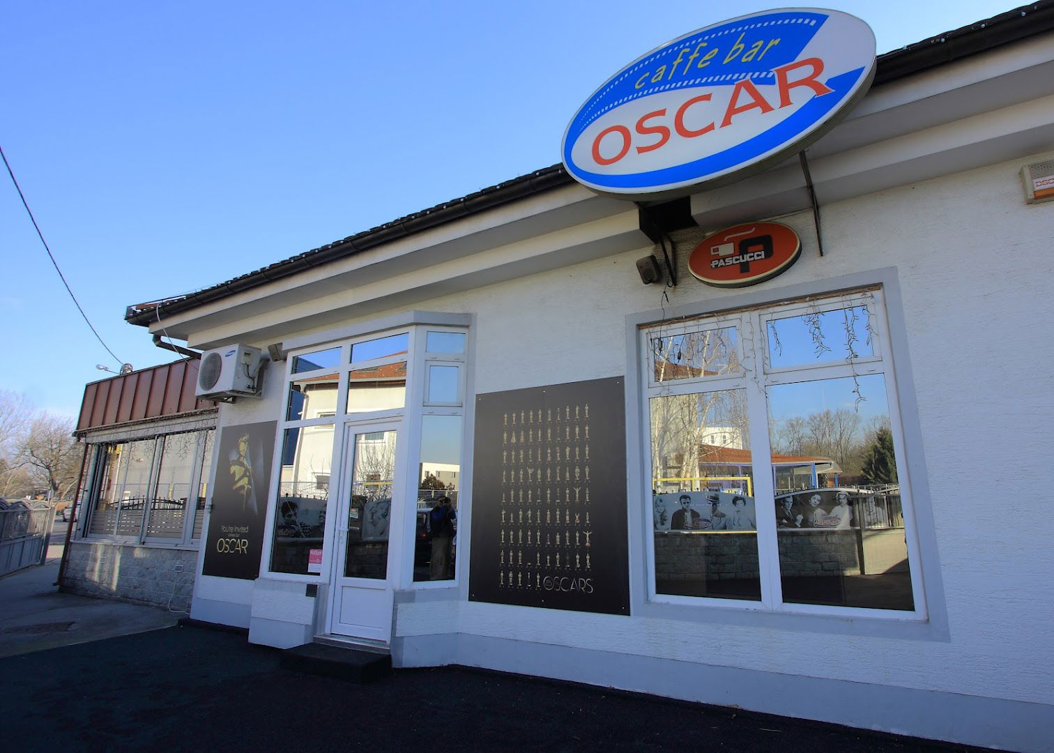 Cafe Oscar
