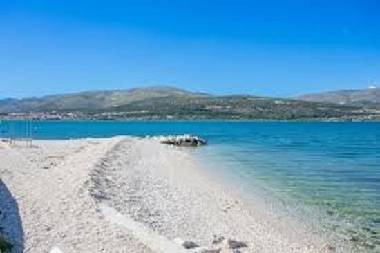 Apartment Lucky Star, MASTRINKA - CIOVO ISLAND - TROGIR, 2 Bedroom, Sea View, 200M to Beach, Free Parking - OPEN 2025